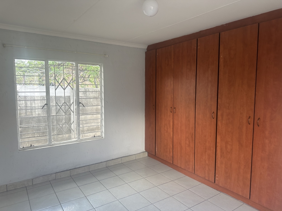 To Let 3 Bedroom Property for Rent in Oos Einde North West